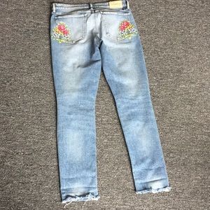 Lucky brand Ava skinny’s.